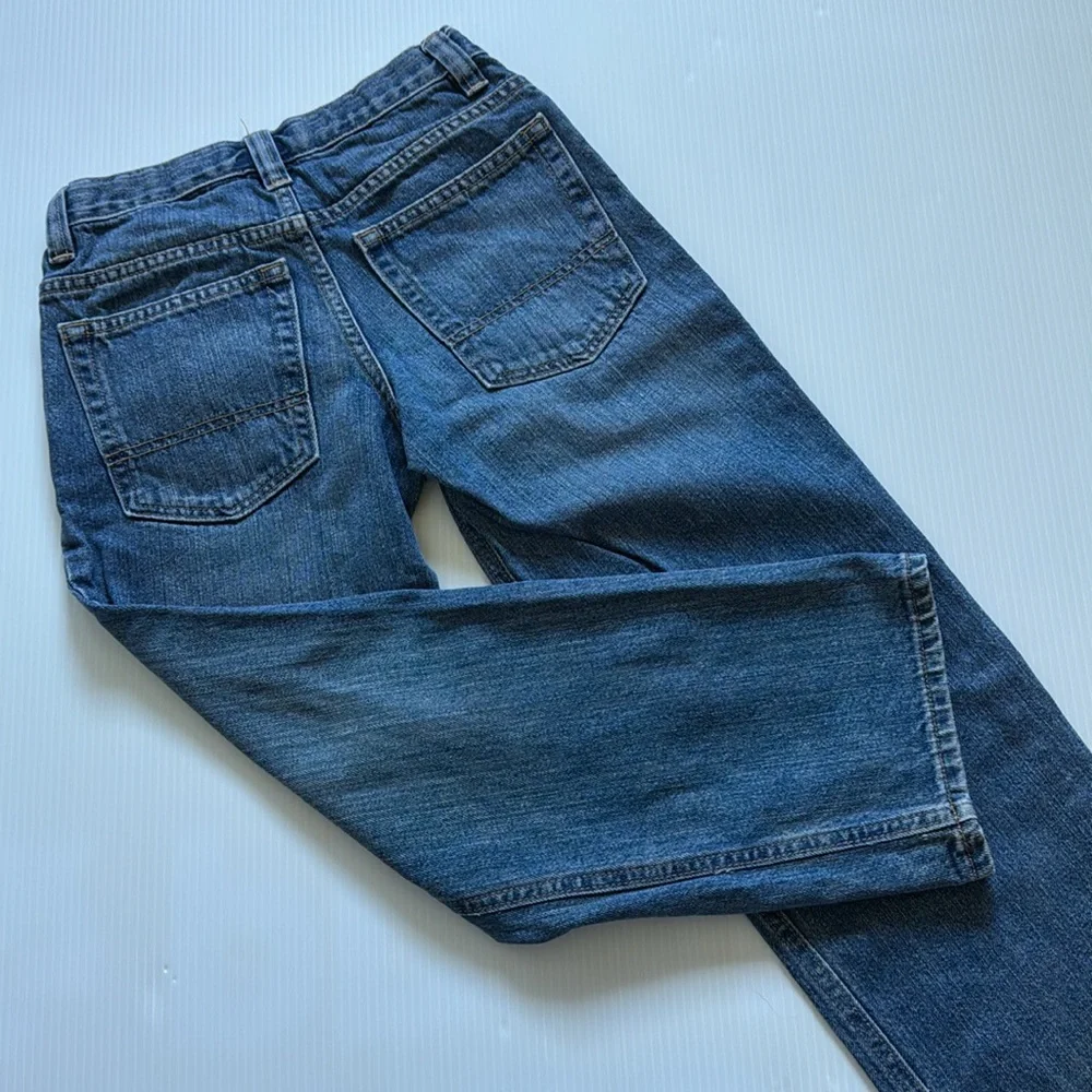 Old Navy boys loose fit blue jeans.  Size 8